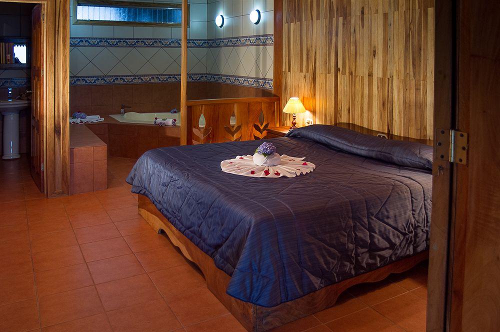 Hotel Heliconia - Monteverde 외부 사진