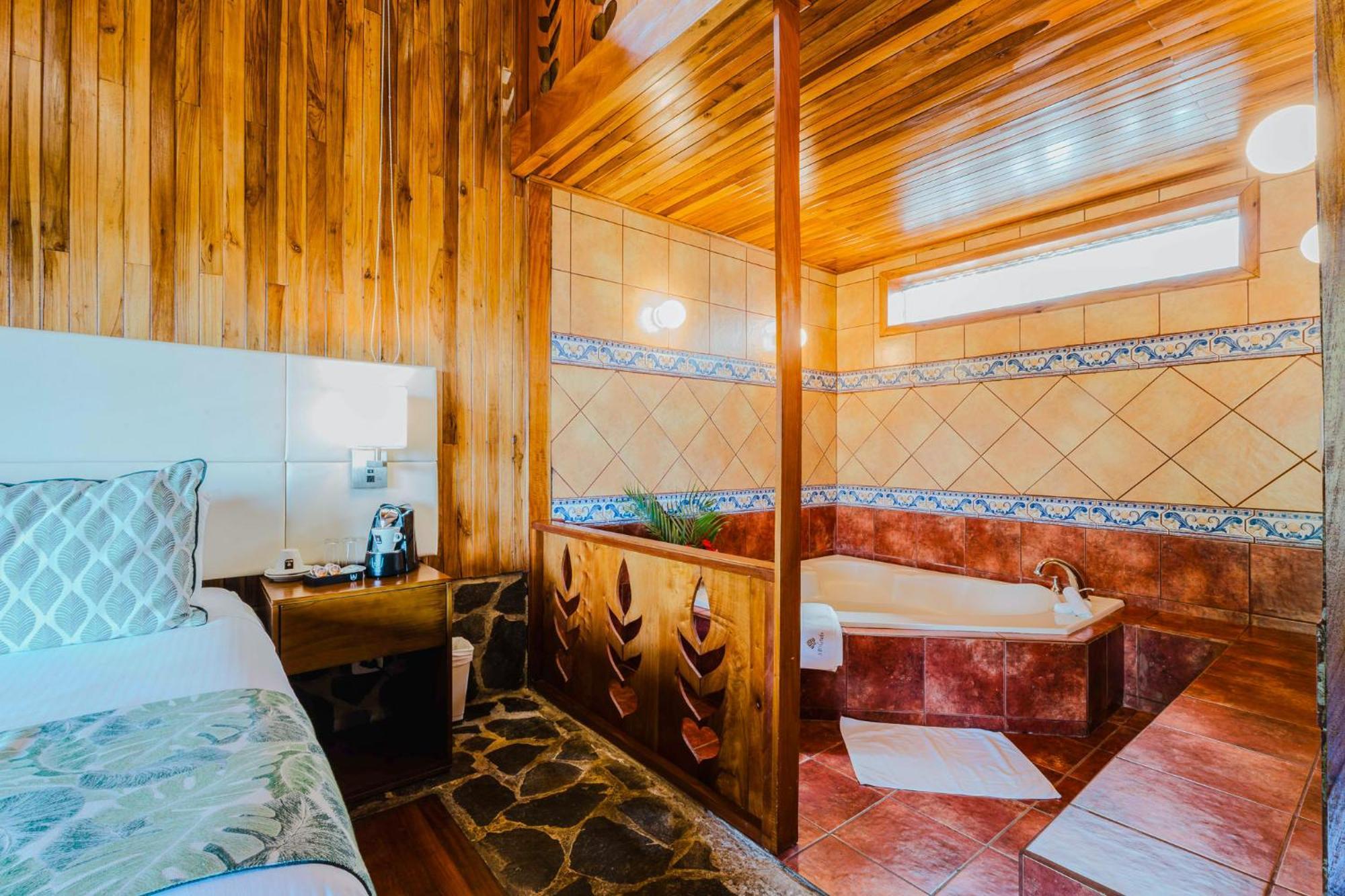Hotel Heliconia - Monteverde 외부 사진