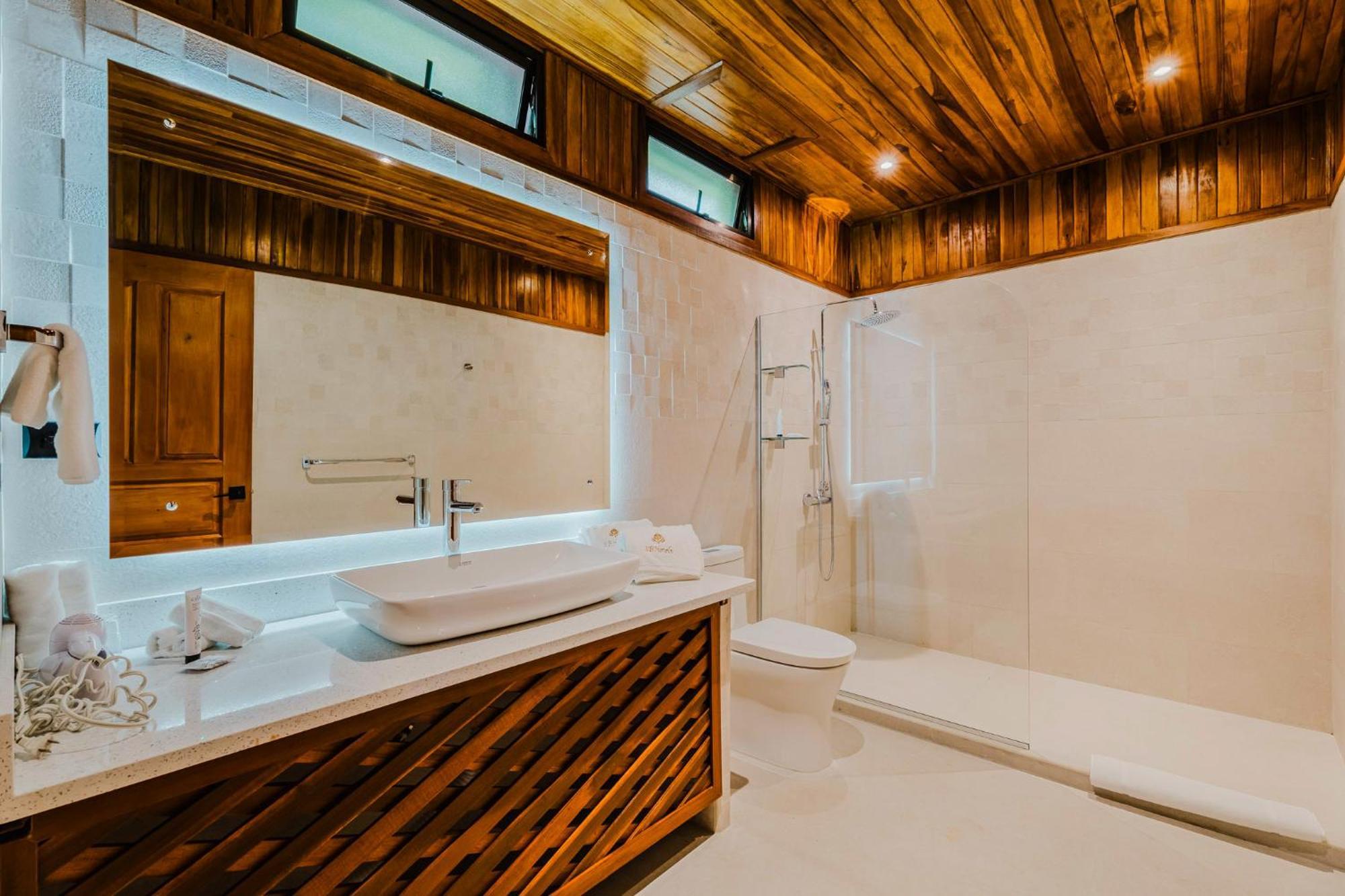 Hotel Heliconia - Monteverde 외부 사진